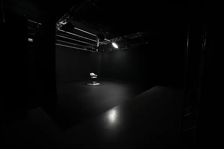 2 Sound Stage image