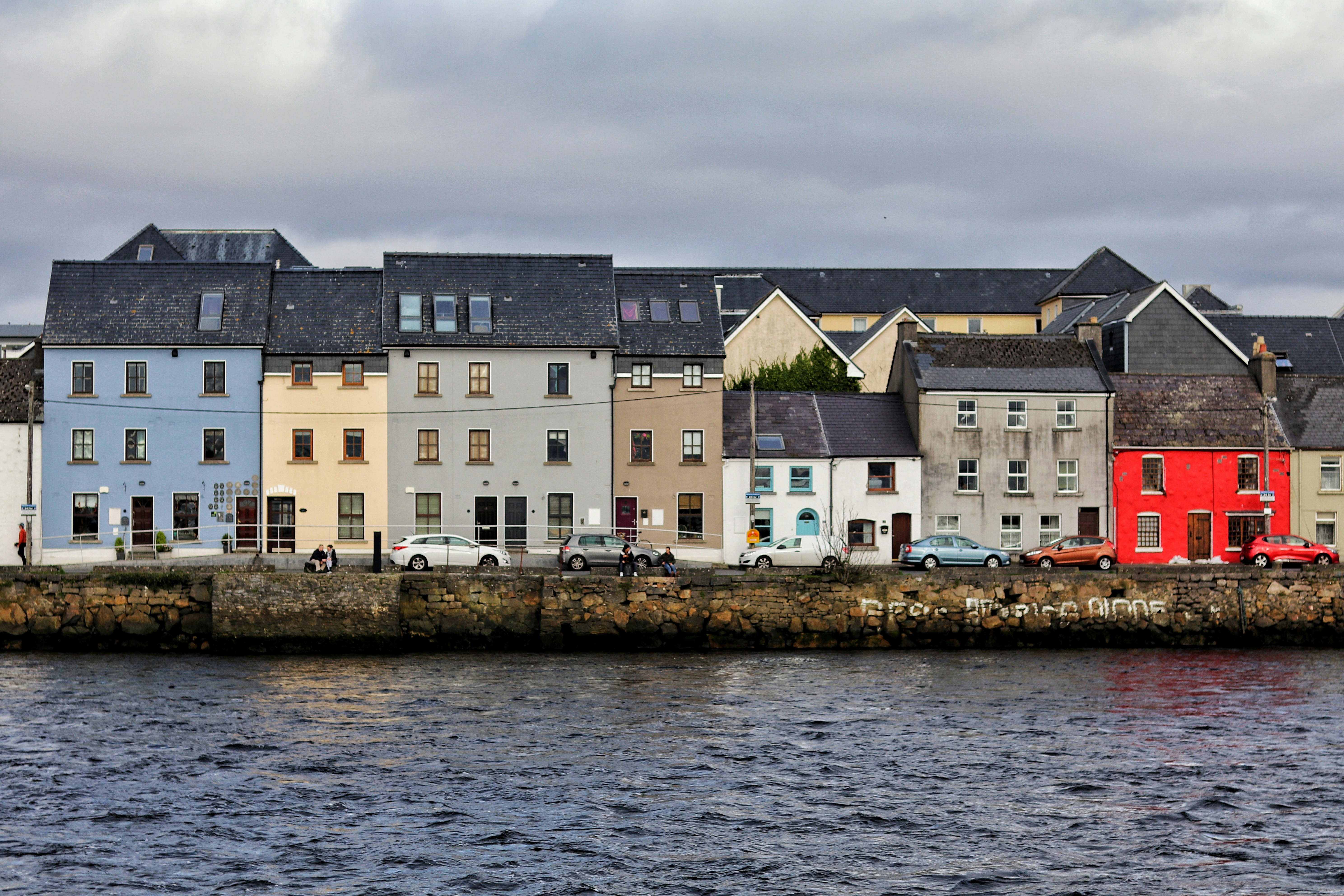 Galway: Culture and Coastal Vibrancy