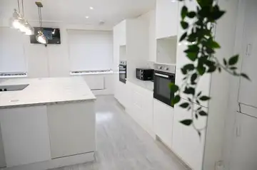 thumbnailImages img 2747