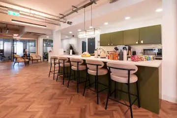 thumbnailImages img 2228